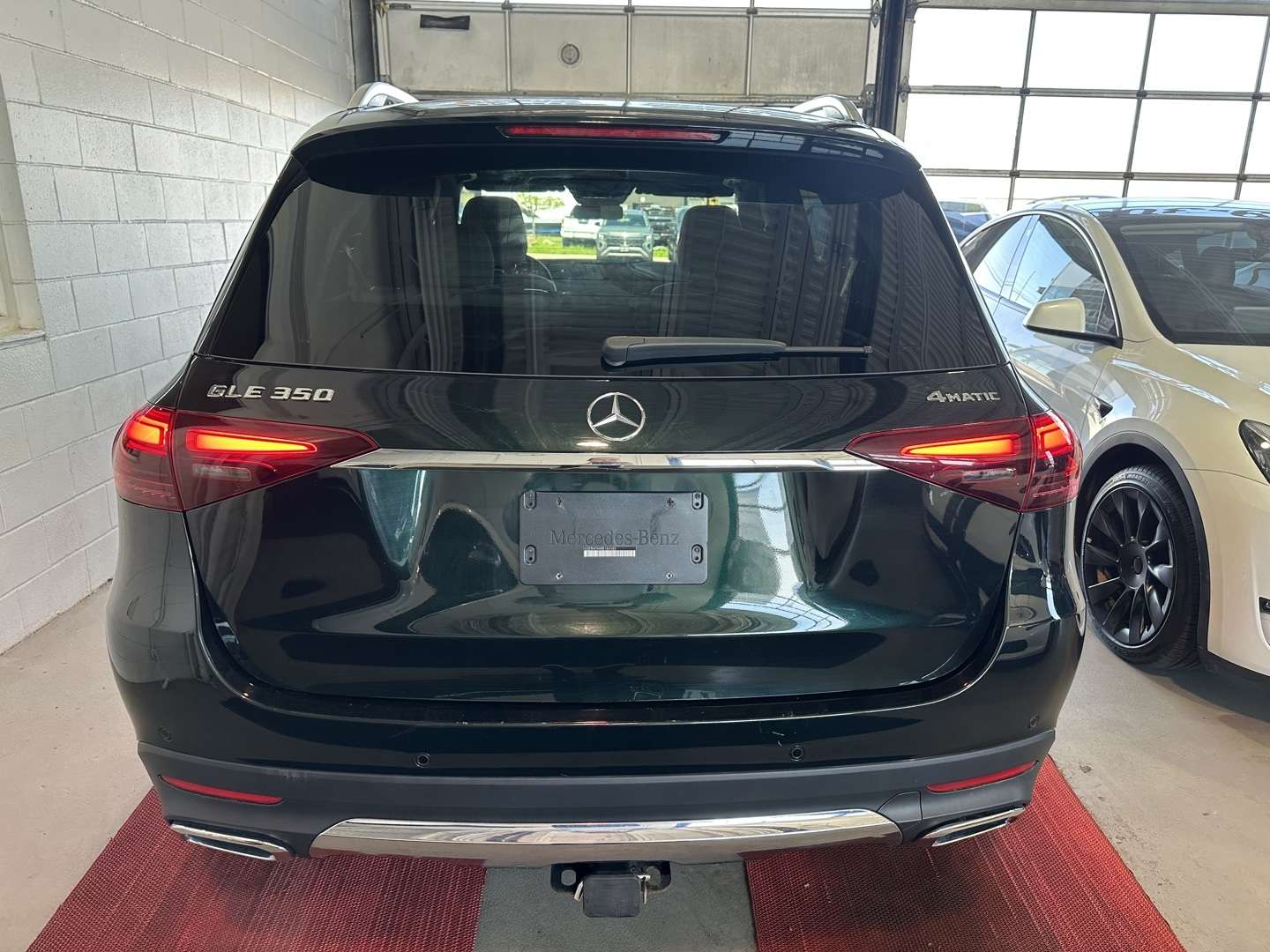 2024 Mercedes-Benz GLE 350 AWD | CLEAN CARFAX | PANO ROOF | NAV thumb 6