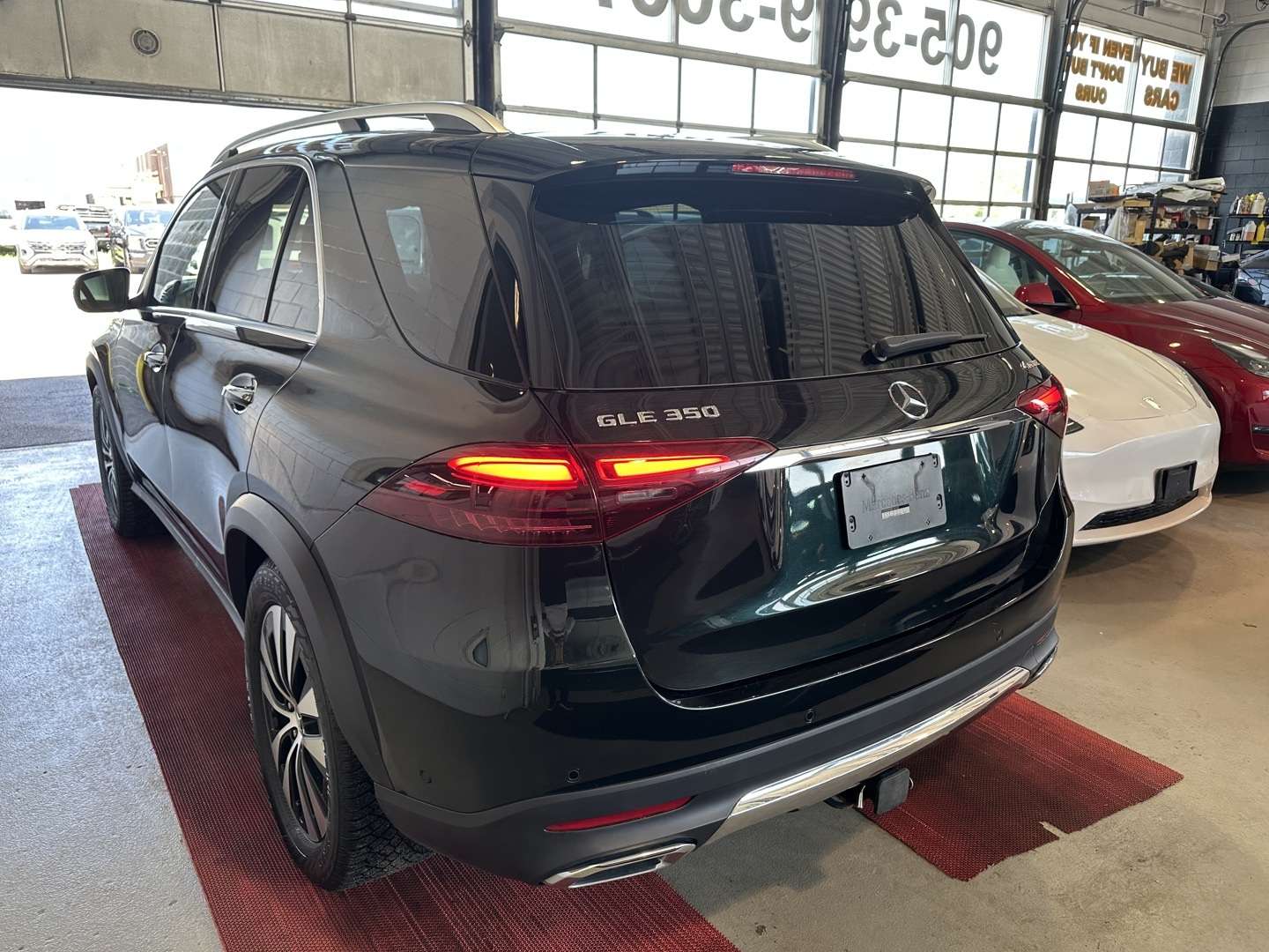 2024 Mercedes-Benz GLE 350 AWD | CLEAN CARFAX | PANO ROOF | NAV alt 5