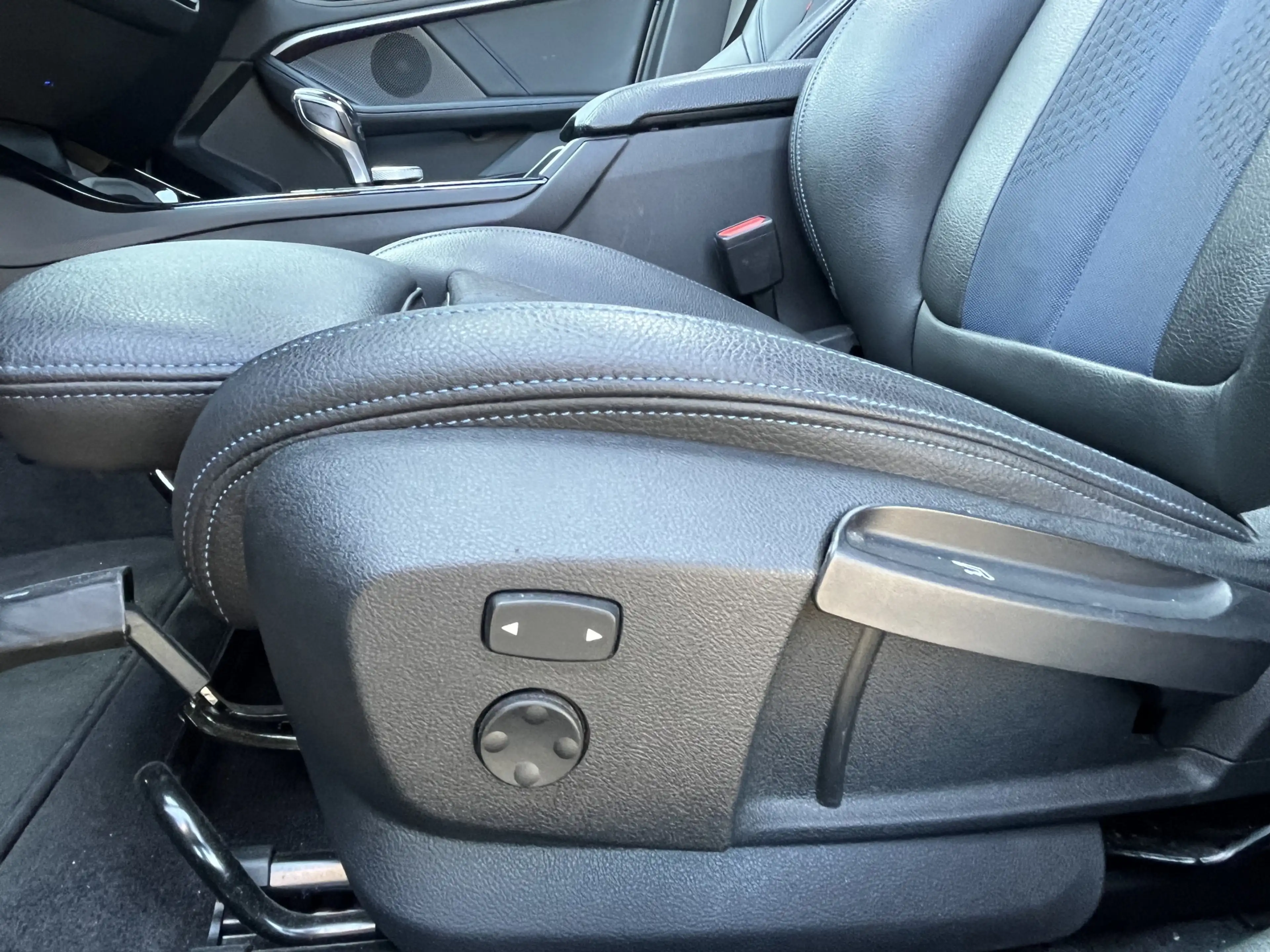 BMW 135 1-serie M135i xDrive High Executive M Sport 306pk — photo 15