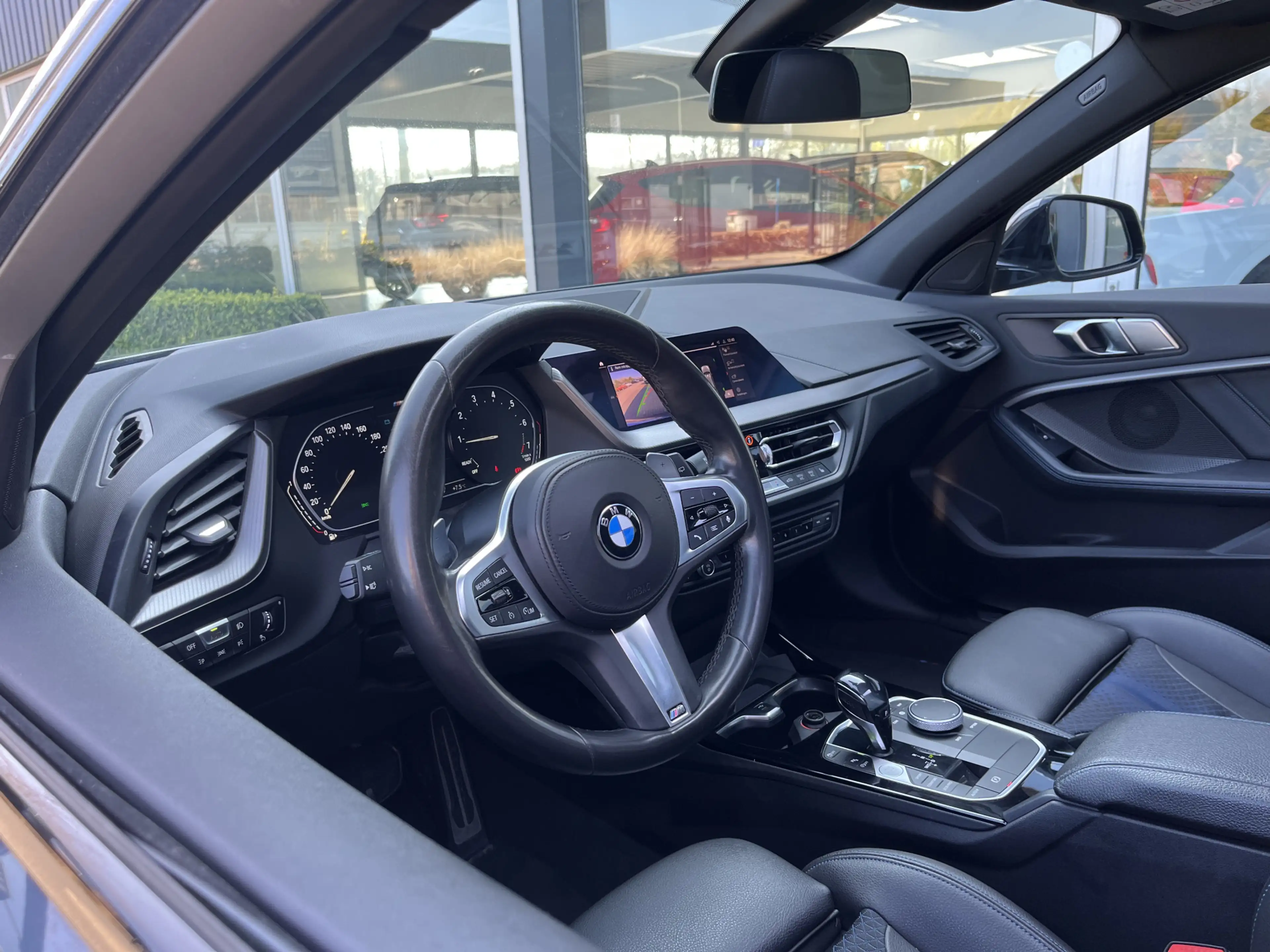 BMW 135 1-serie M135i xDrive High Executive M Sport 306pk — photo 4