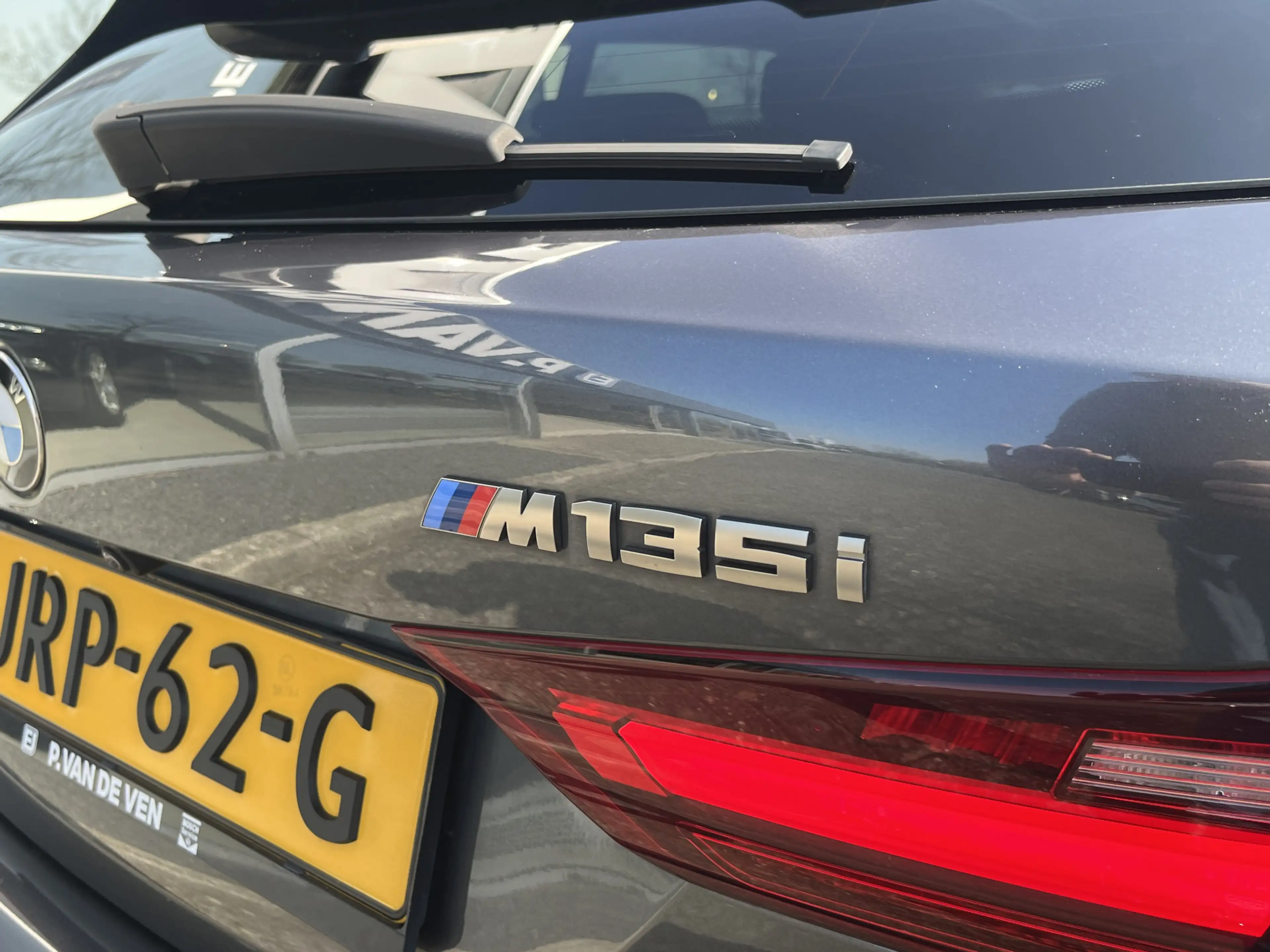 BMW 135 1-serie M135i xDrive High Executive M Sport 306pk — photo 14