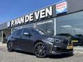 BMW 135 1-serie M135i xDrive High Executive M Sport 306pk Grau - thumbnail 1