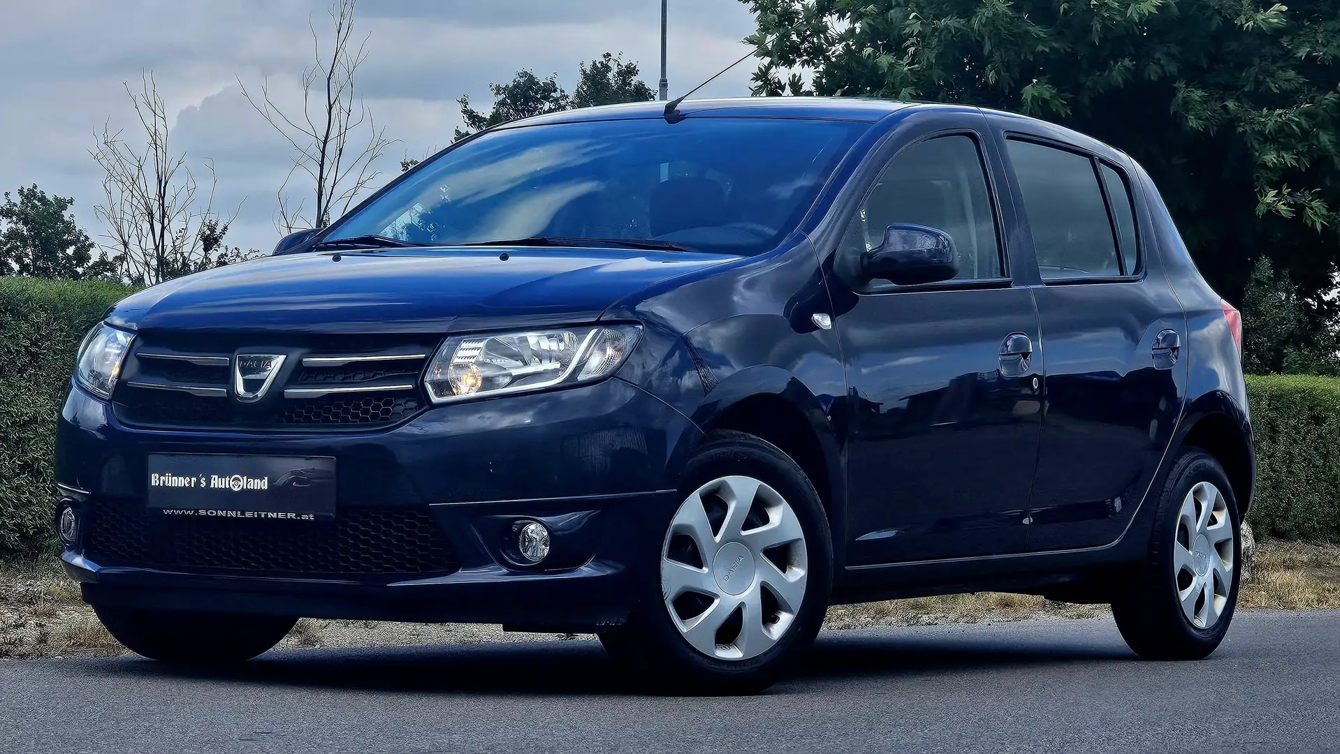 Dacia Sandero 1-Besitz alle Service & Wartungen bei DACIA Azul - 1