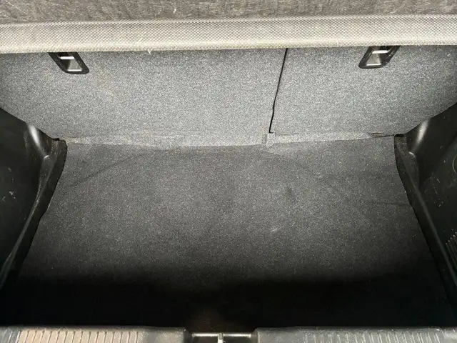 Suzuki Swift view 9