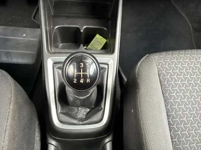 Suzuki Swift view 12