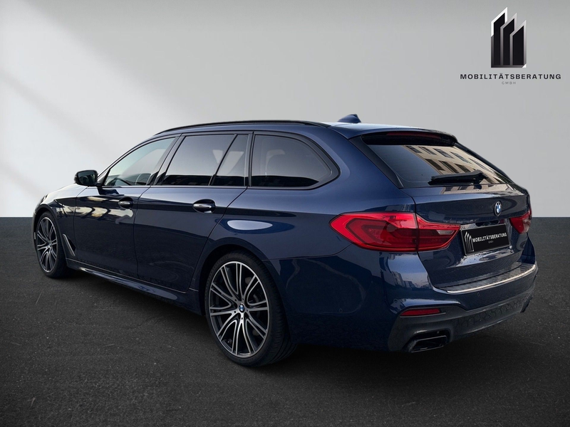 BMW 550 Touring M550 d xDrive — photo 7