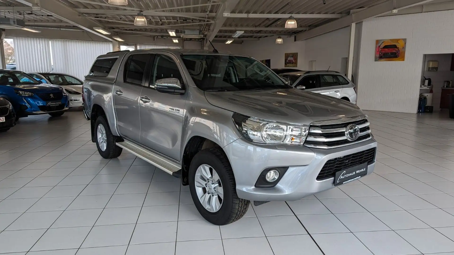 Toyota Hilux Double Cab Comfort 4x4 *AHK*ACC*Hardtop* Silber - 2