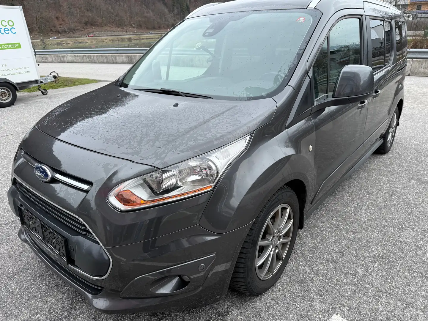 Ford Tourneo Connect - 1