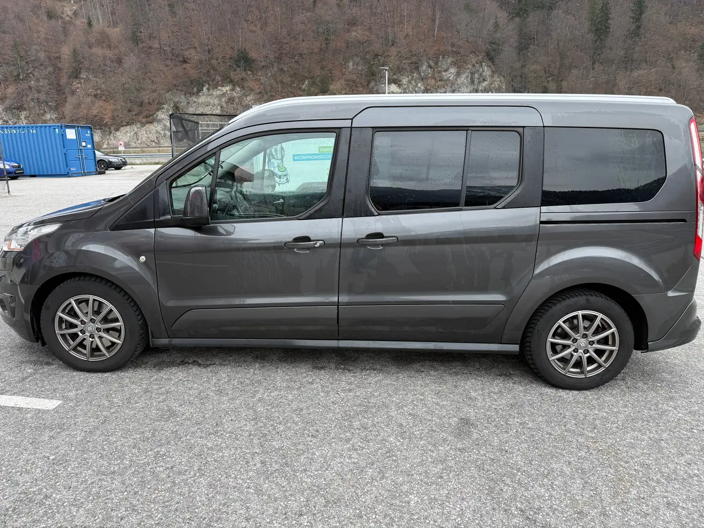 Ford Tourneo Connect - 2