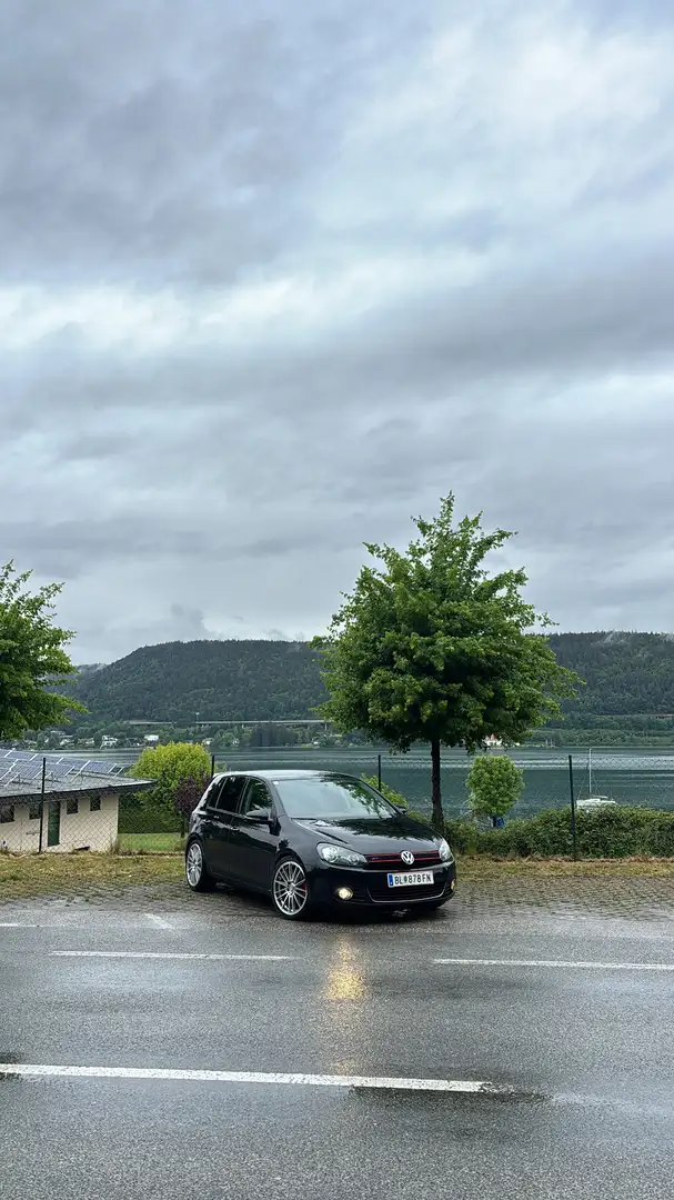 Volkswagen Golf Highline 2,0 TDI DPF - 1