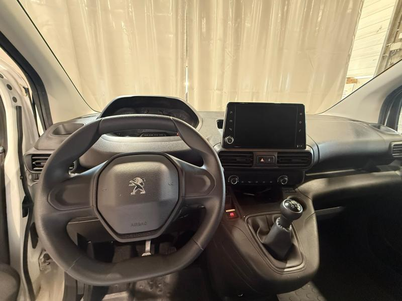 Peugeot Partner III Pro — photo 15