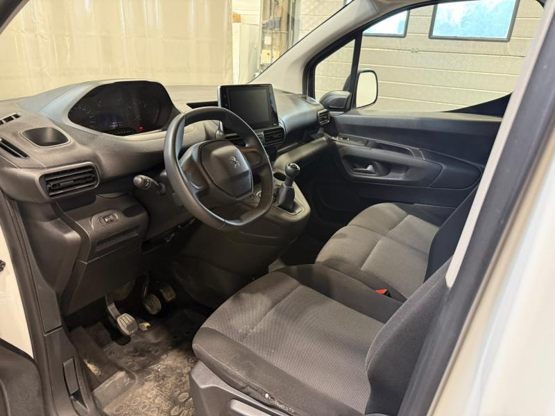 Peugeot Partner III Pro — photo 14