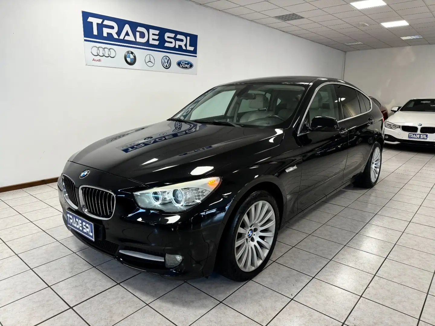 BMW 530 530d Gran Turismo GT Noir - 2