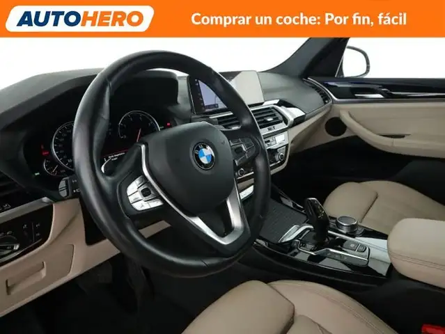 BMW X3 view 12