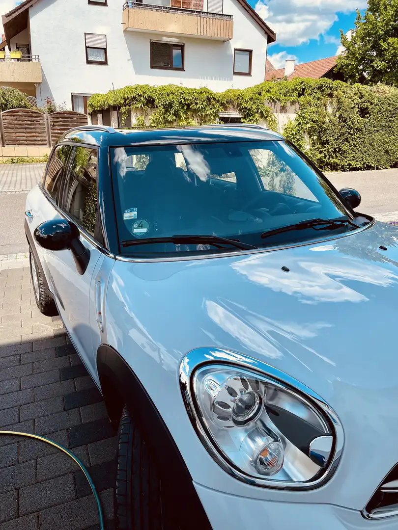 MINI Cooper Countryman Cooper Bílá - 1