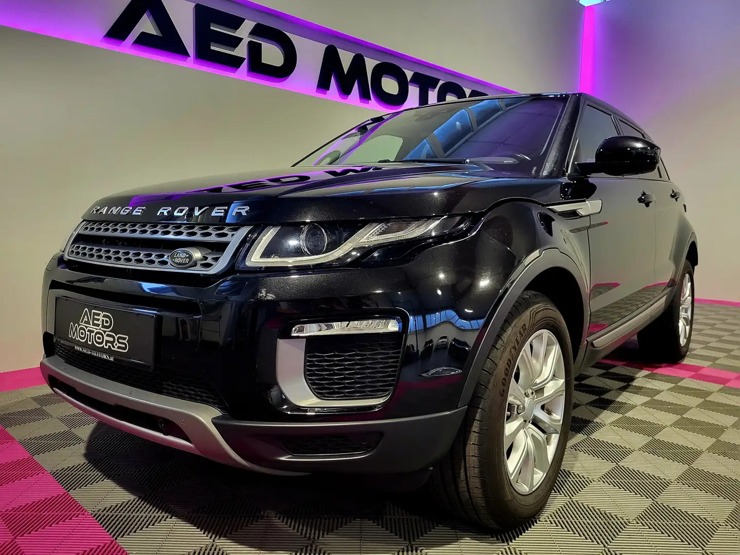 Land Rover Range Rover Evoque Range Rover Evoque 2,0 TD4 150SE Aut. Noir - 1