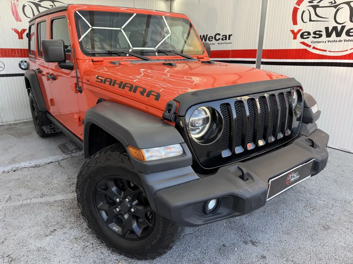 Jeep Wrangler 2.0T GME Sahara 8ATX 197KW Naranja - 1