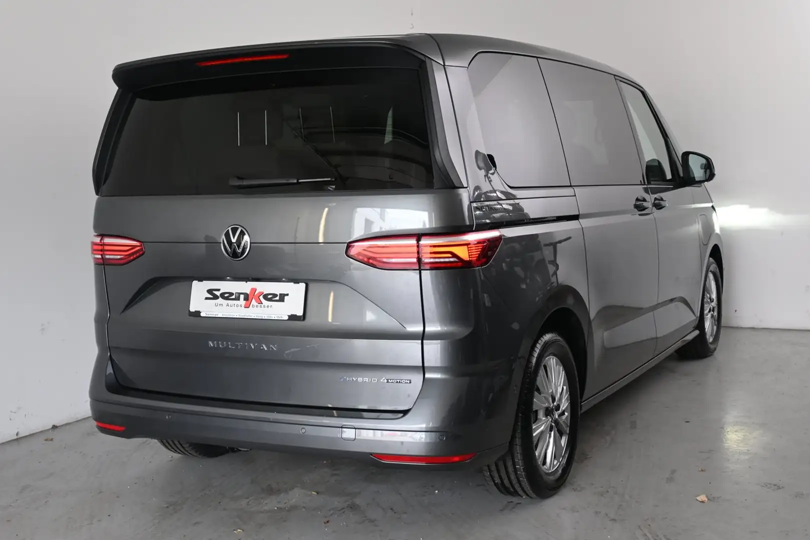 Volkswagen T7 Multivan VW T7 Multivan Life eHybrid 180 kW 4MOTION Gris - 2