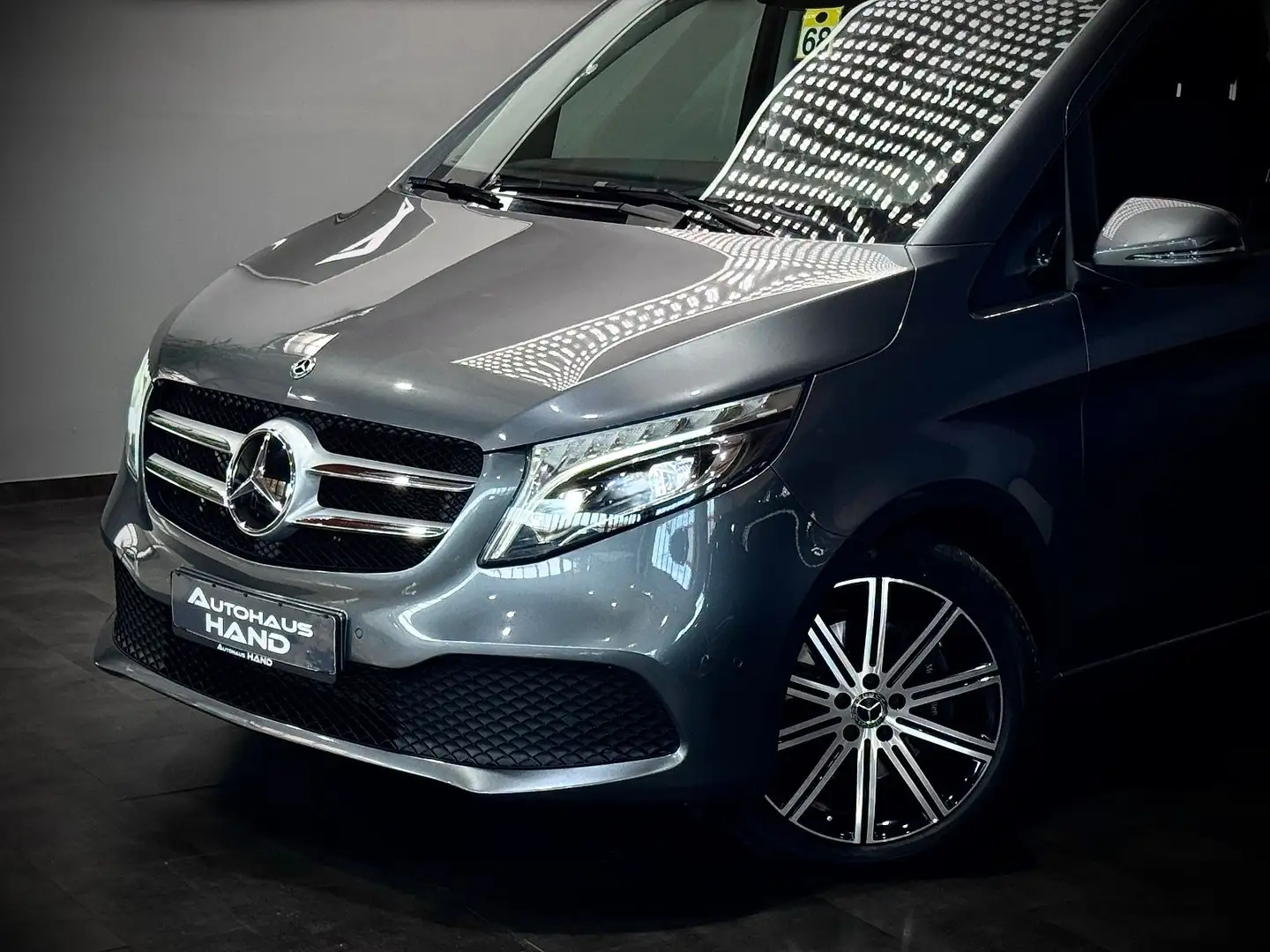 Mercedes-Benz V 250 V250d*MBUX*LED*KAMERA*AMBIENTE*AKUSTIK*8-FACH* Gris - 2