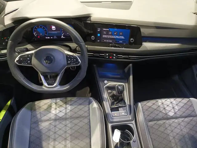 Volkswagen Golf view 14