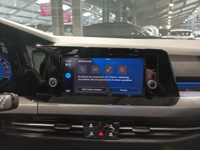 Volkswagen Golf view 12