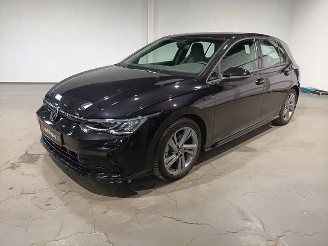 Volkswagen Golf view 3
