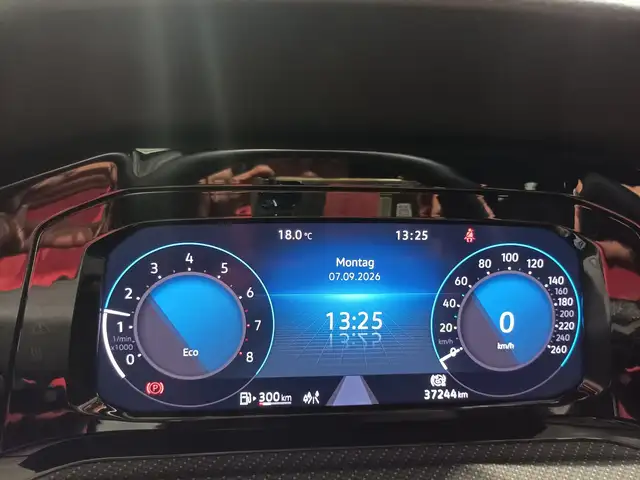 Volkswagen Golf view 7