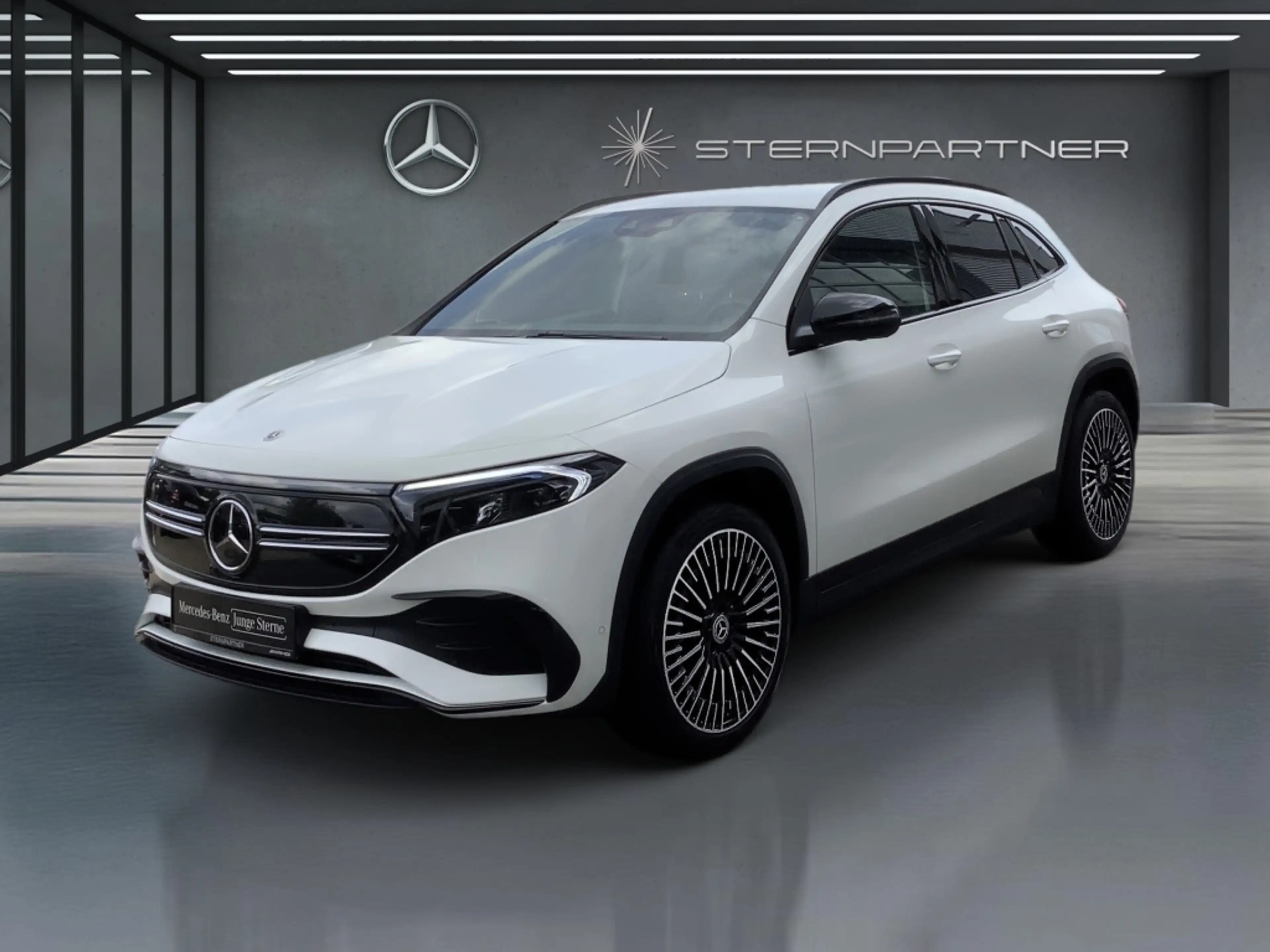 Mercedes-Benz EQA 250 AMG+MBUX+DISTRONIC+AMBIENTE+360°+KAMERA