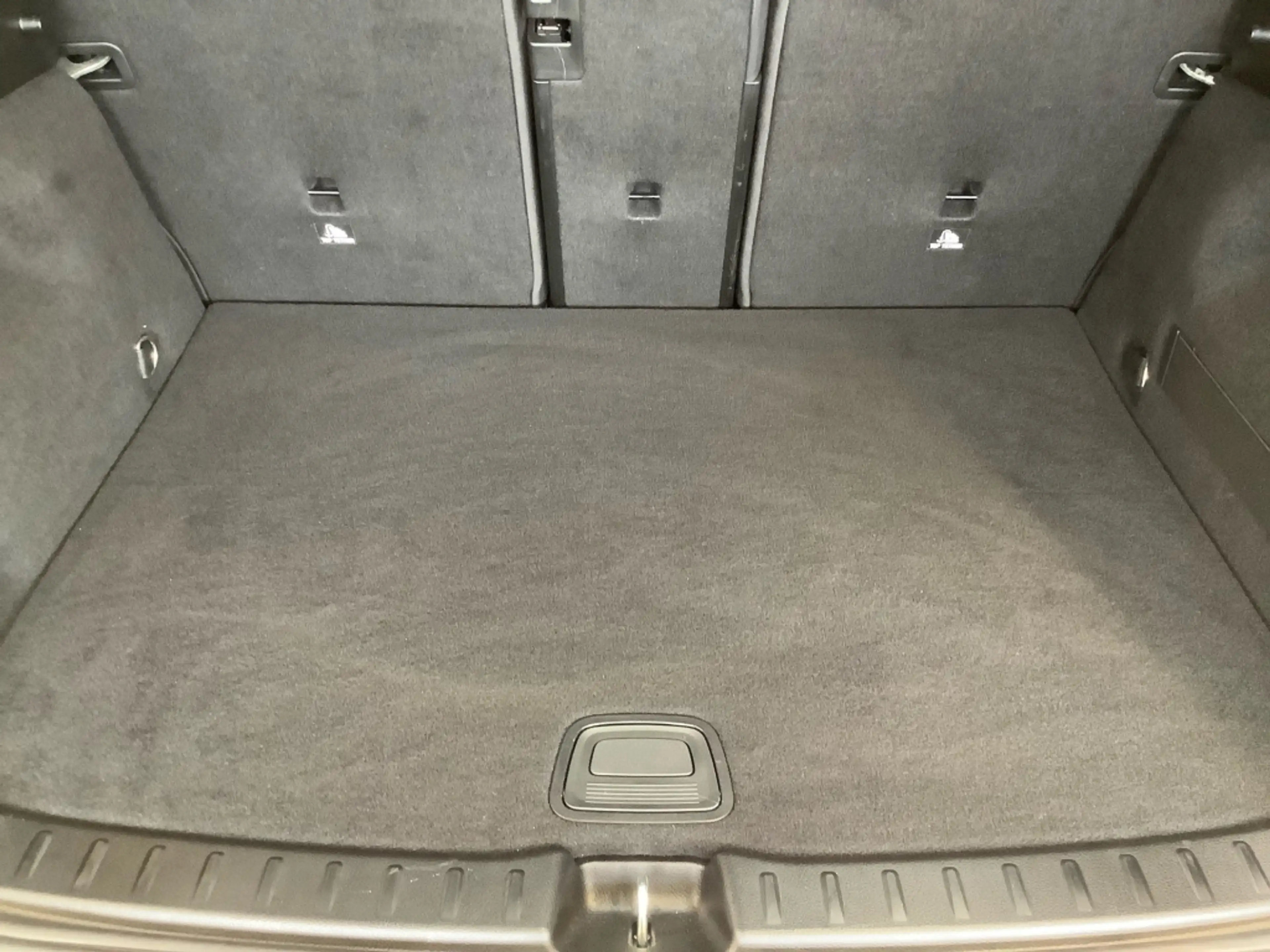 Mercedes-Benz EQA 250 AMG+MBUX+DISTRONIC+AMBIENTE+360°+KAMERA — photo 10