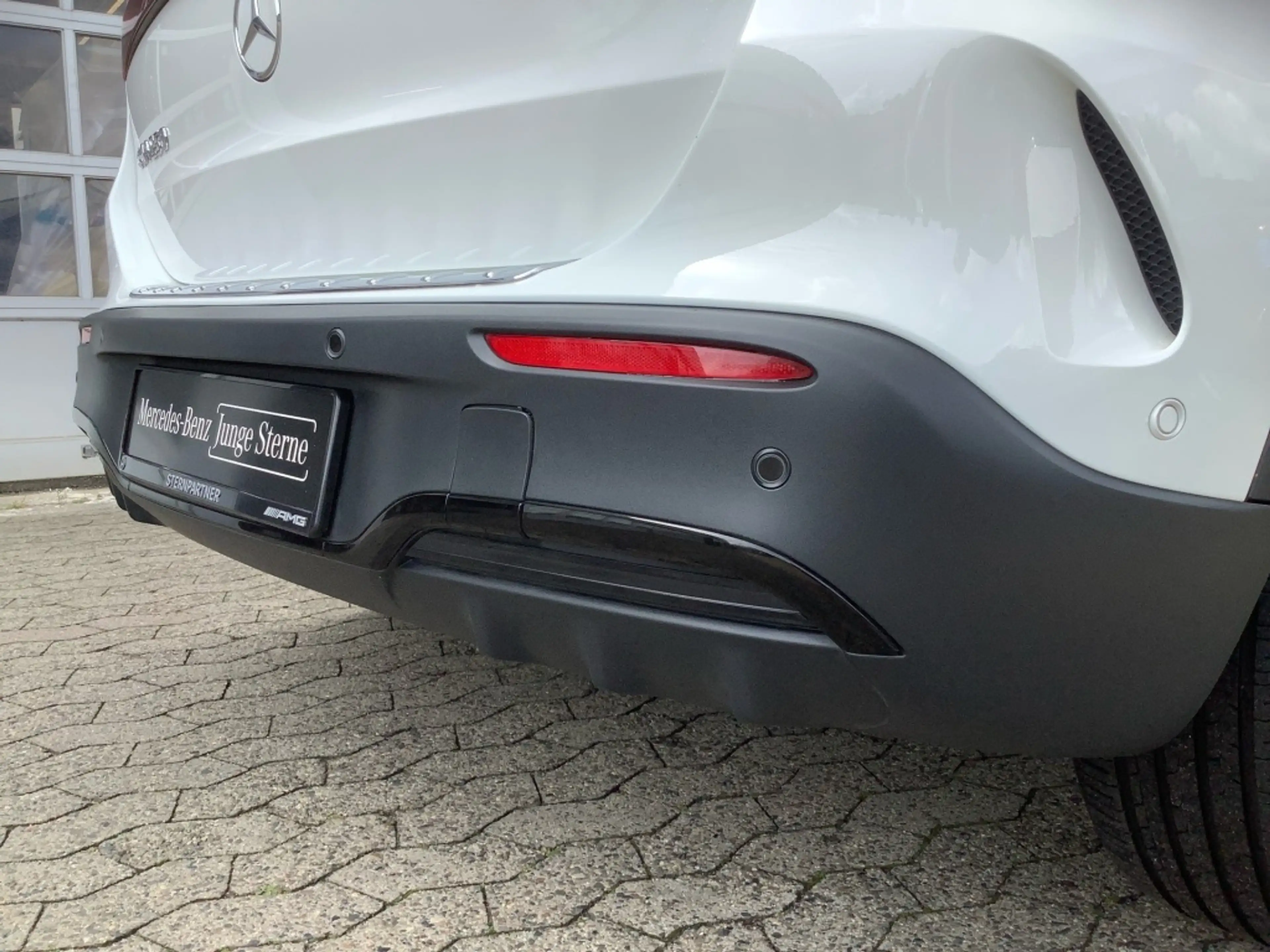 Mercedes-Benz EQA 250 AMG+MBUX+DISTRONIC+AMBIENTE+360°+KAMERA — photo 12