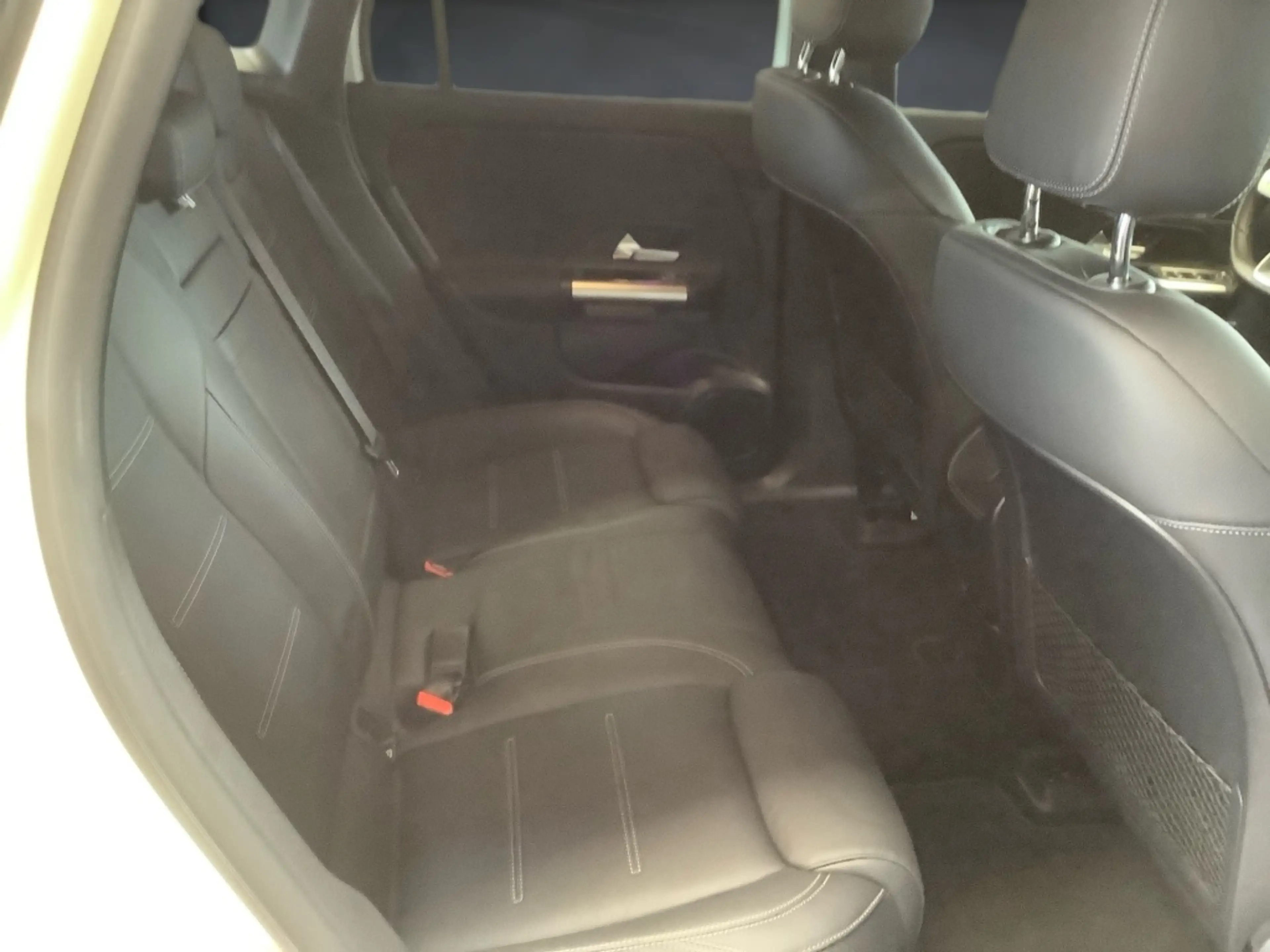Mercedes-Benz EQA 250 AMG+MBUX+DISTRONIC+AMBIENTE+360°+KAMERA — photo 14