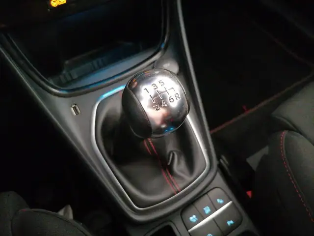 Ford Puma view 13