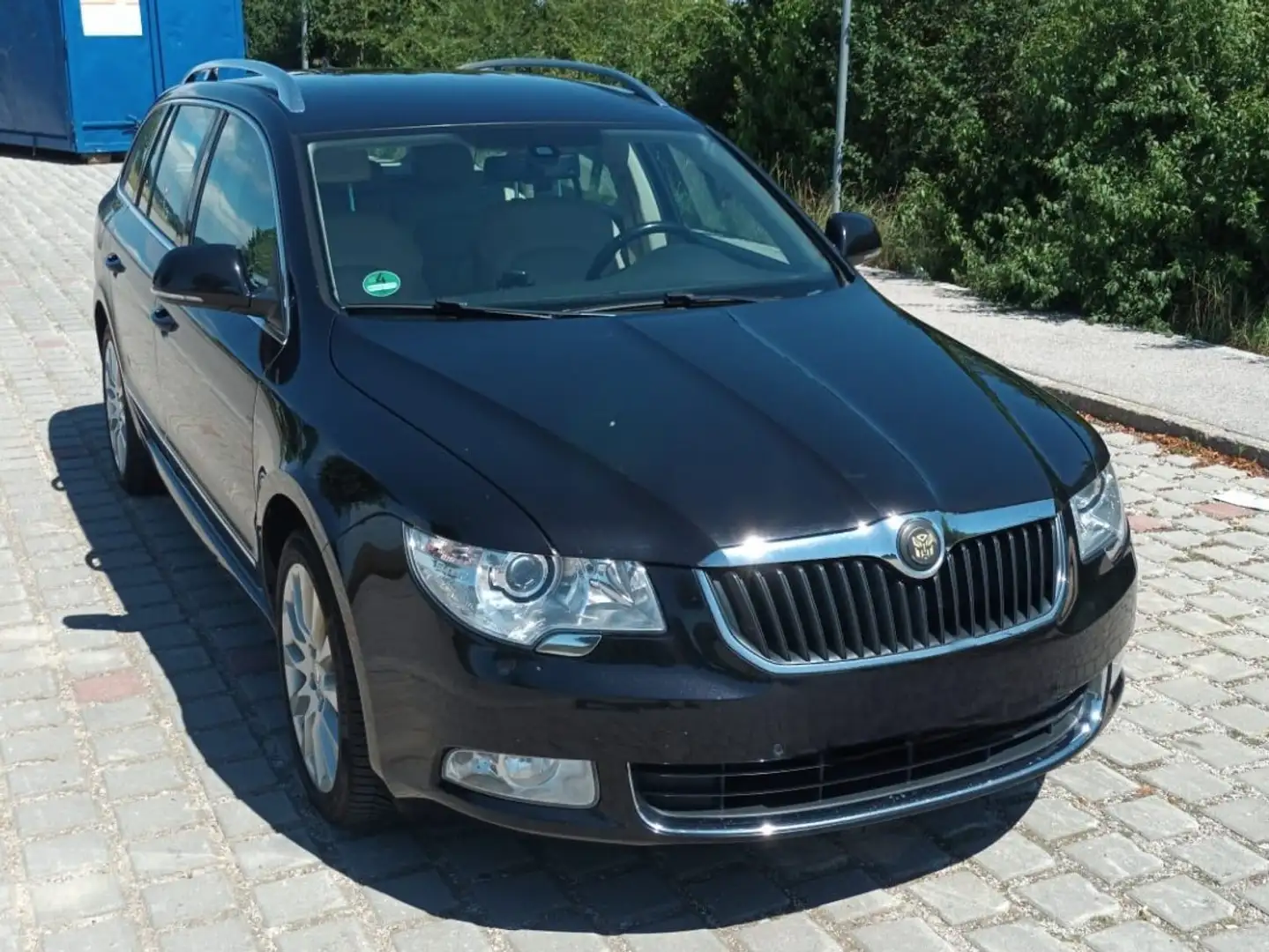 Skoda Superb Elegance Fekete - 2