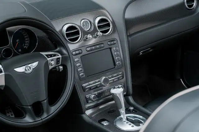 Bentley Continental GT view 13