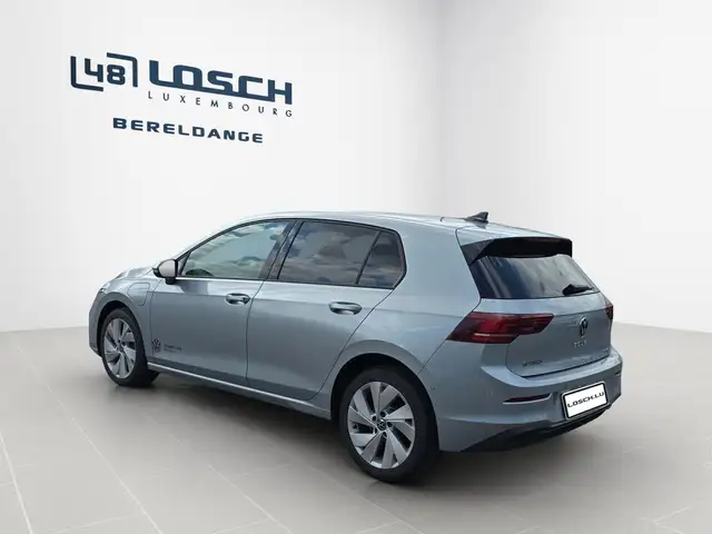 Volkswagen Golf view 5