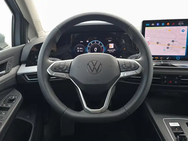 Volkswagen Golf view 10