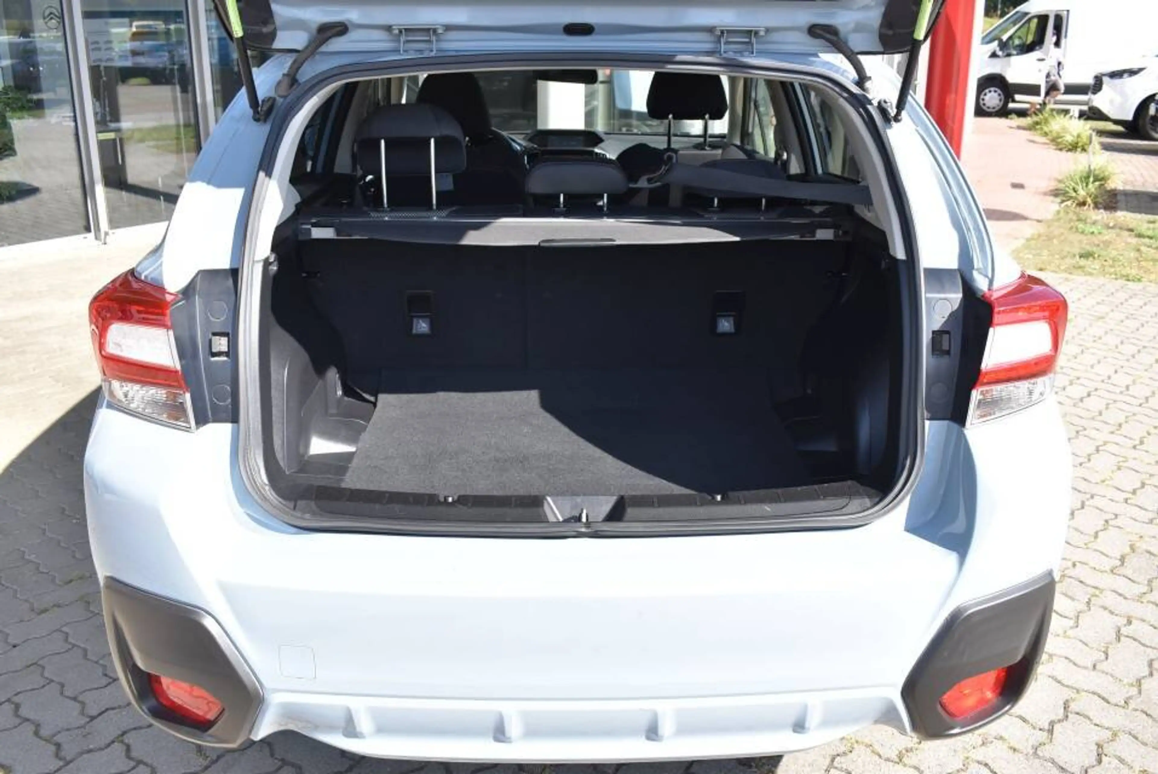 Subaru XV XV 1.6i Automatik Comfort Cam Navi SHZ DAB+ — photo 14