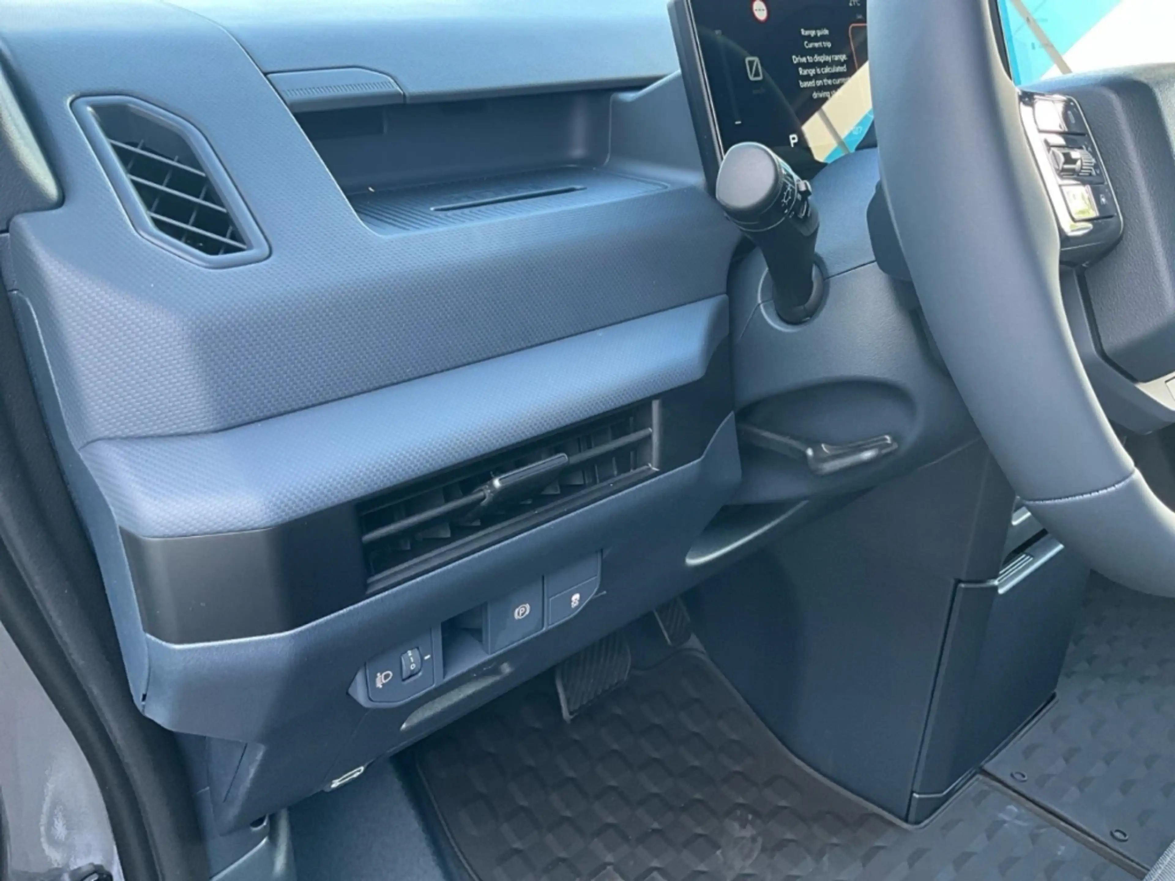 Kia PV5 Cargo 71.2 L2H1 3T Plus Wärmepume Allwetterreifen AHK — photo 12