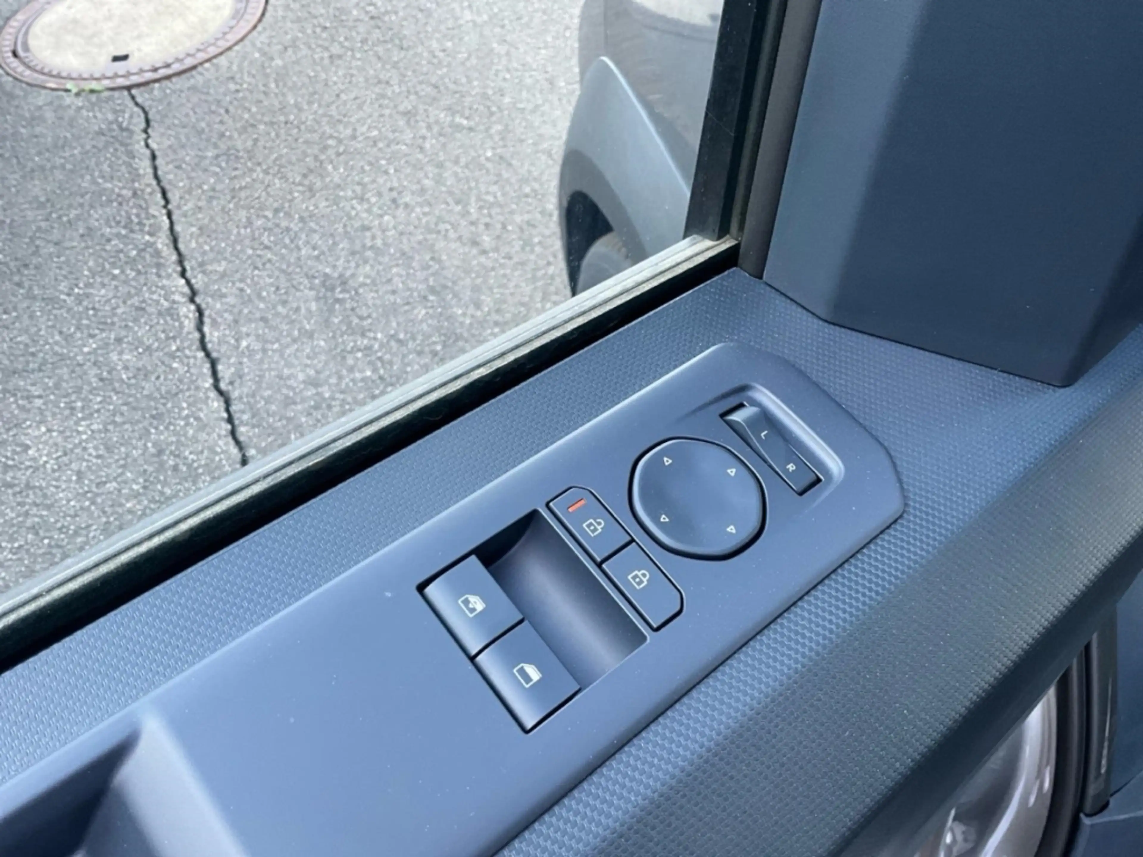 Kia PV5 Cargo 71.2 L2H1 3T Plus Wärmepume Allwetterreifen AHK — photo 13