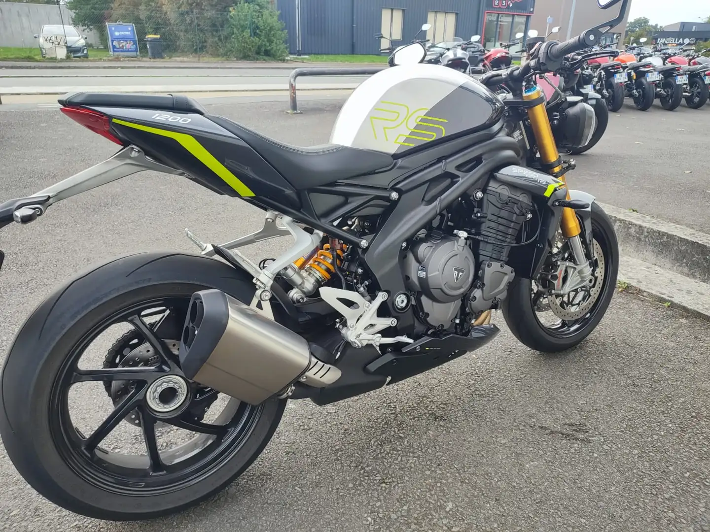 Triumph Speed Triple 1200 RS Gris - 2