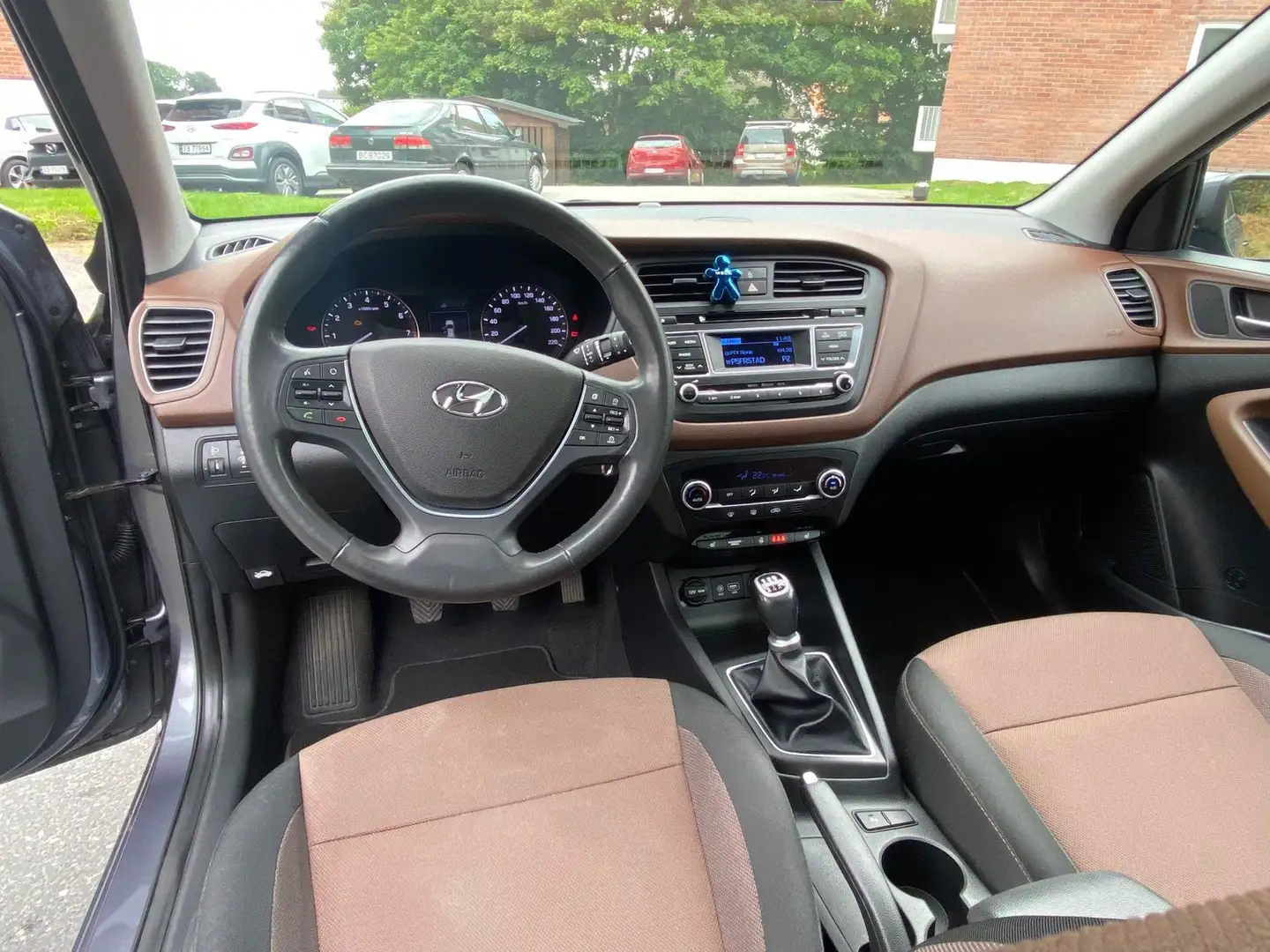 Hyundai i20 i20 SOCIETE 1.2 PACK COLOR CONFORT ESP Blue - 1