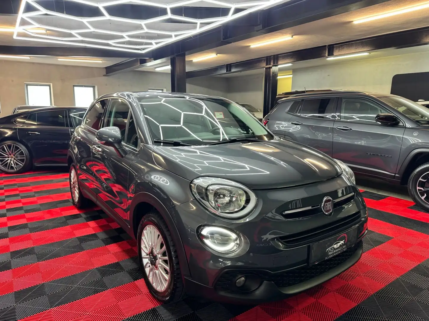 Fiat 500X MultiJet 95 SCR Lounge Grau - 1