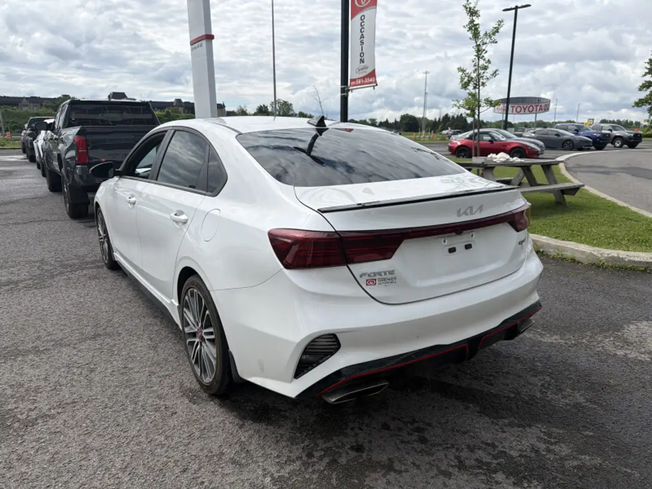 Kia Forte снимка Kia Forte