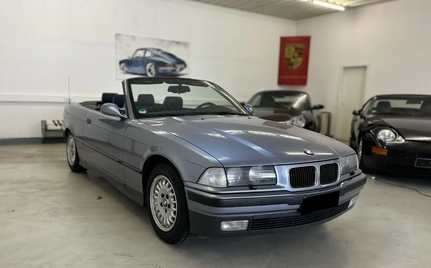 BMW 325 Cabrio Blau - 1