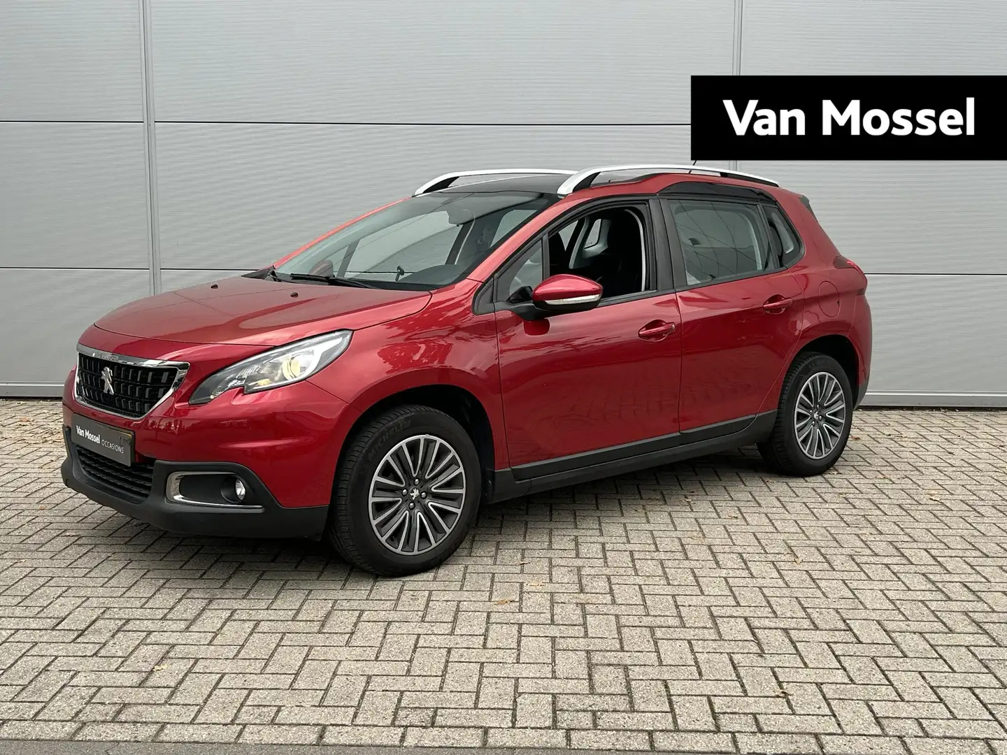 Peugeot 2008 1.2 PureTech Active | Panoramdak | Cruise Control Rouge - 1