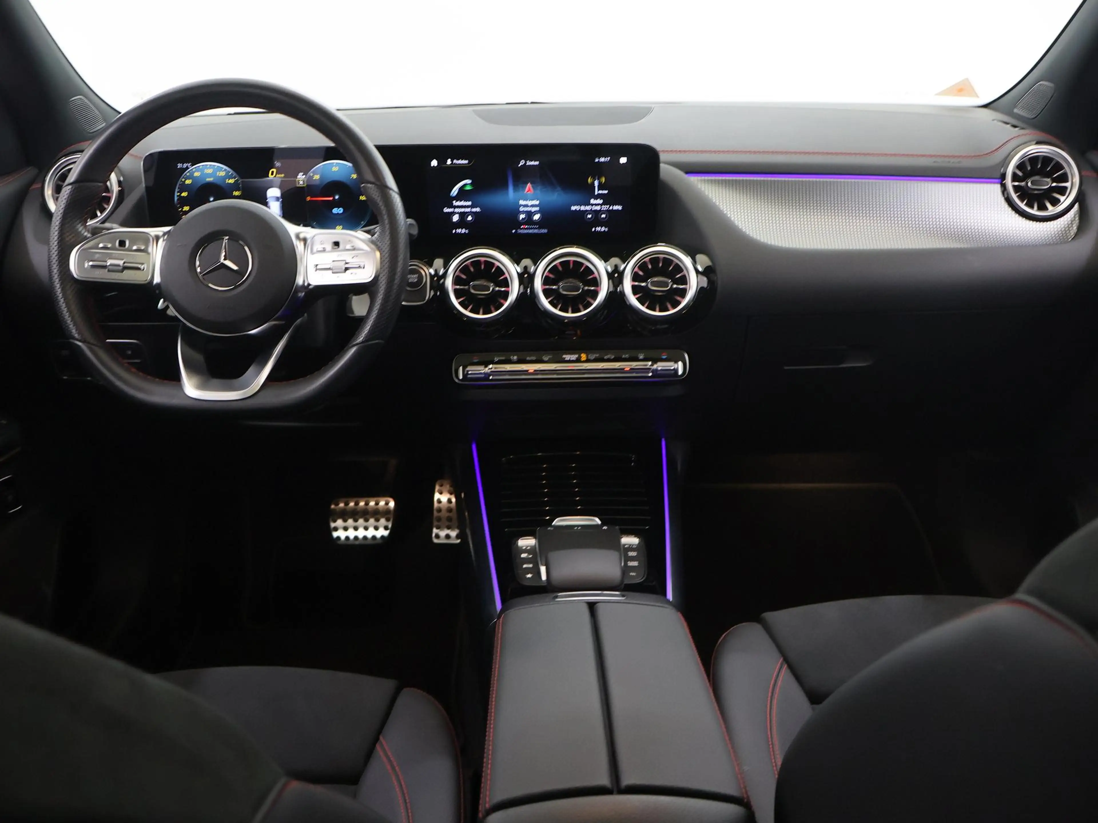 Mercedes-Benz EQA 250 250+ Business Edition 71 kWh | AMG | Panoramadak | — photo 8