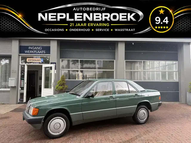 Mercedes-Benz 190 2.0 Bj 1988 Automaat Uniek Schuurvonds moet gezien