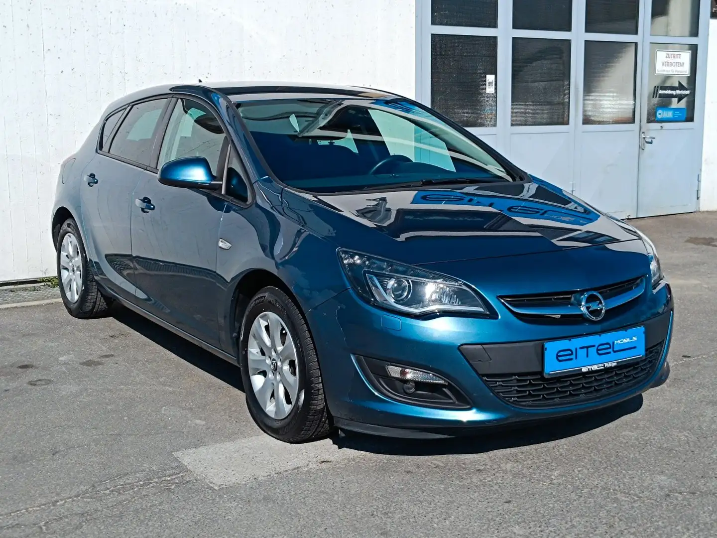 Opel Astra J Lim. 5-trg. Style SHZ Navi Blauw - 1