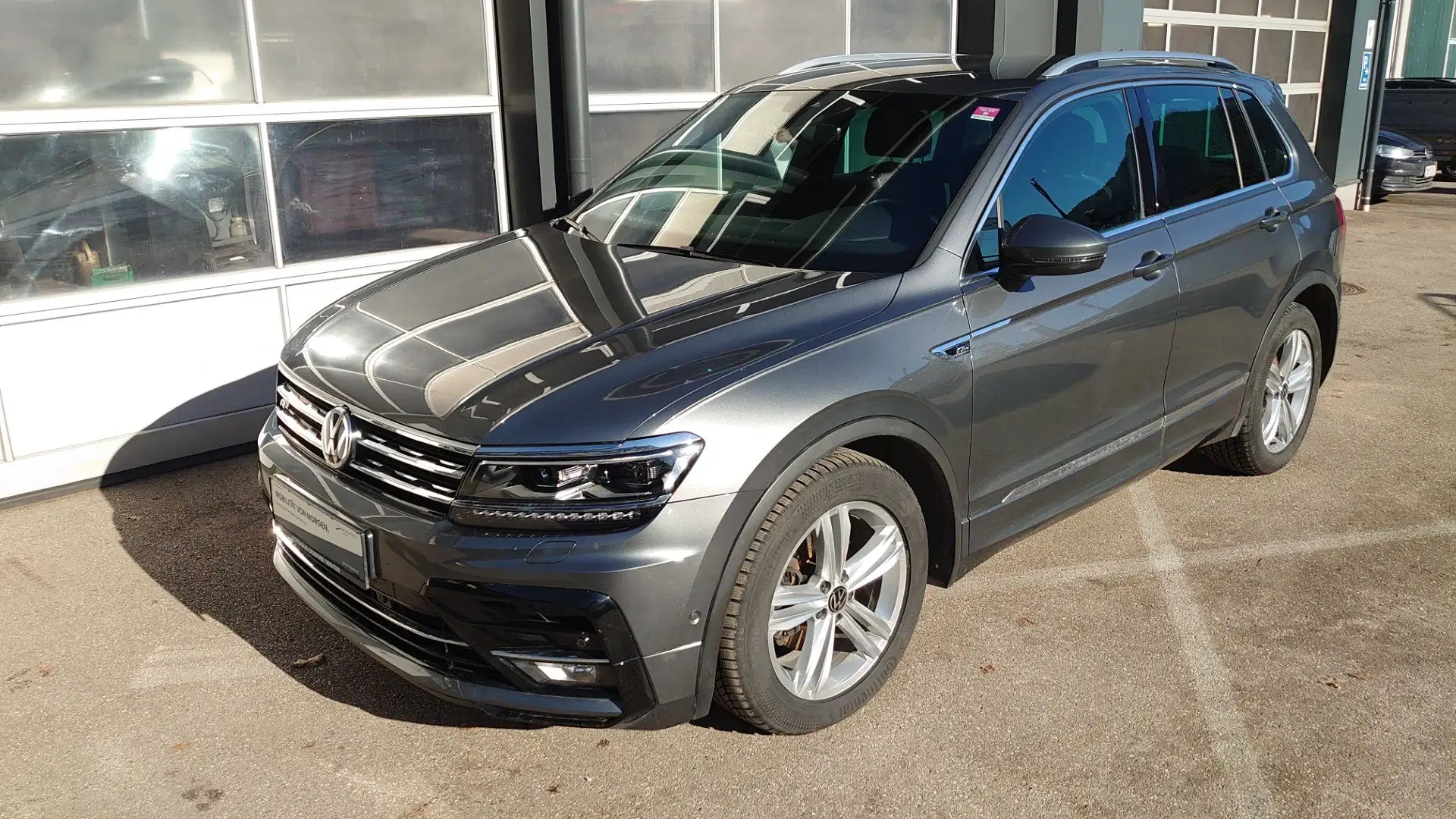 Volkswagen Tiguan Highline TDI SCR 4Motion DSG Grau - 1