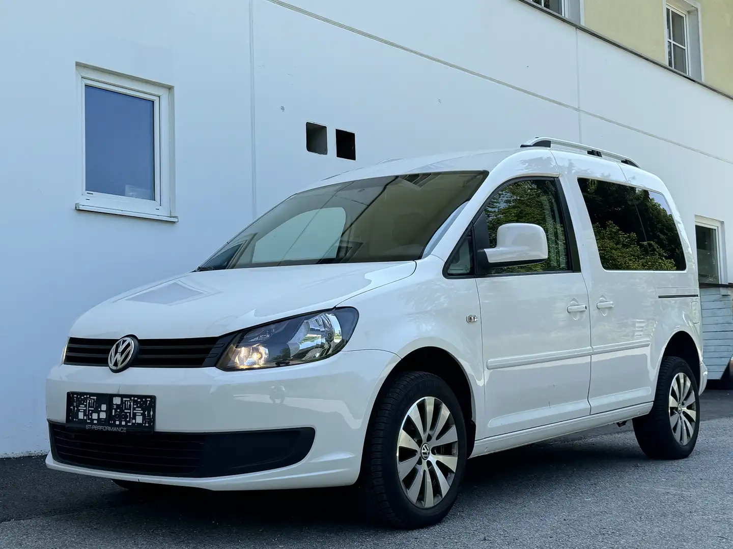 Volkswagen Caddy Kombi 2,0 TDI DPF 4MOTION - 1
